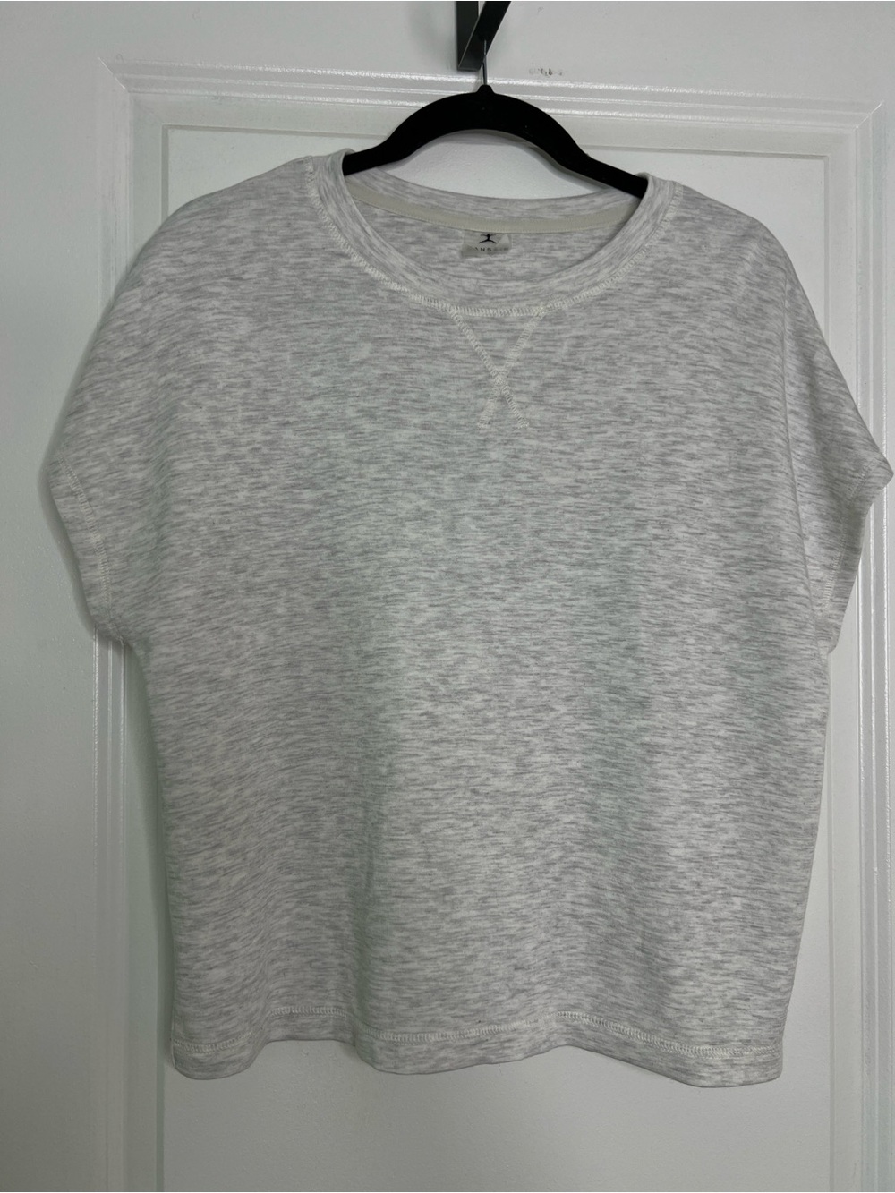 Danskin Luxe Scuba Boxy Tee Heather Gray Small S